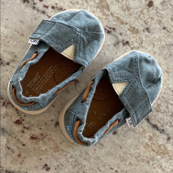 baby toms shoes